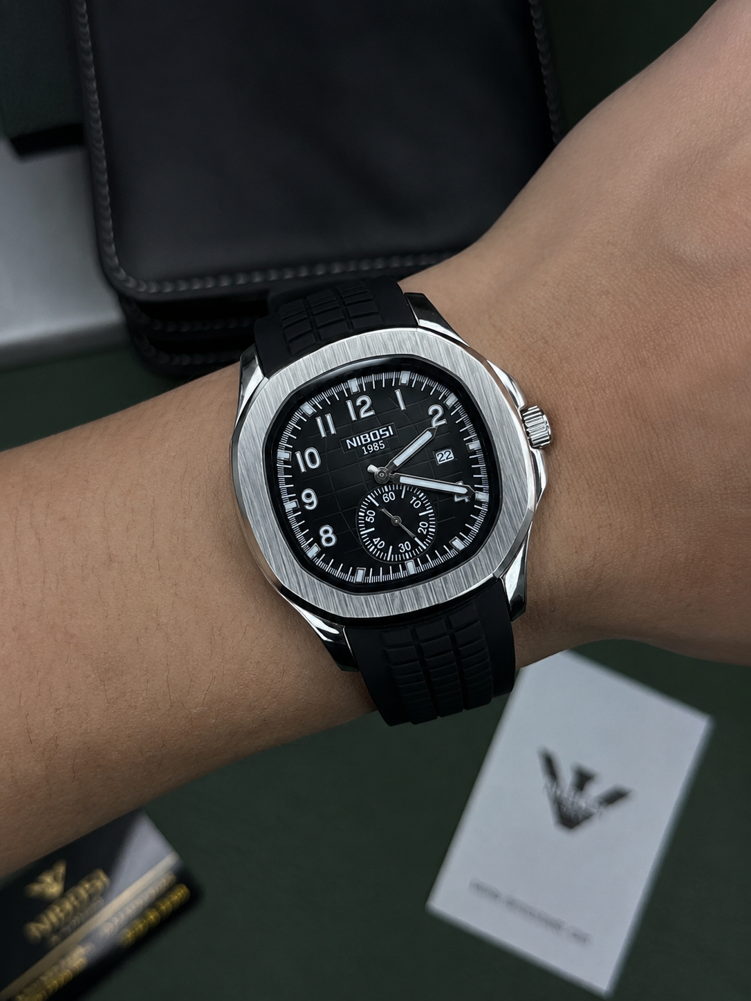 Relógio Nibosi Aquanaut Prata